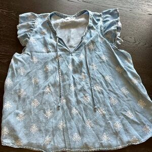 Lauren Lane Cotton Sleeveless Top XXL
Blue Ruffled Sleeve
